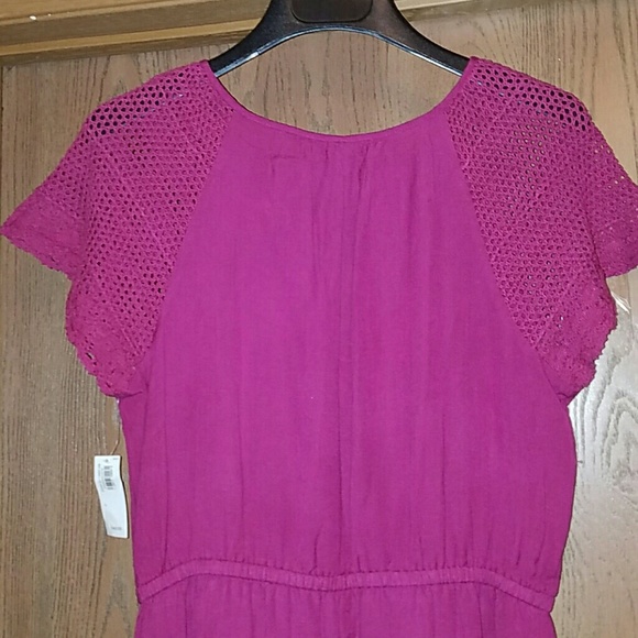 Fuschia crochet sleeve dress - Picture 6 of 8